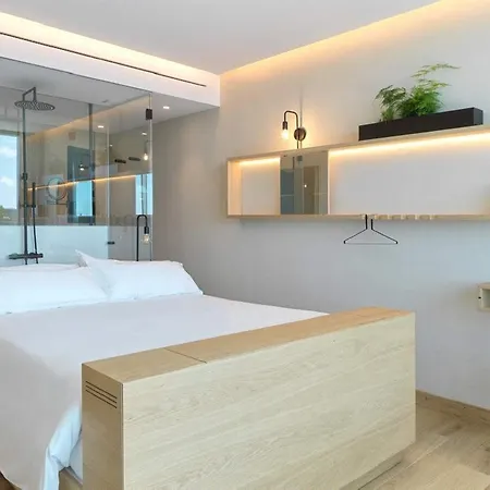 Noa Boutique Hotel 4*