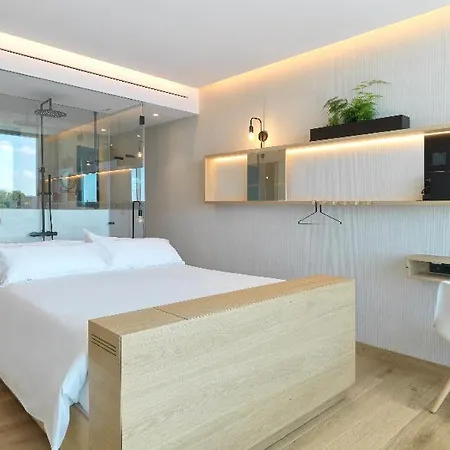 Noa Boutique Hotel 4*