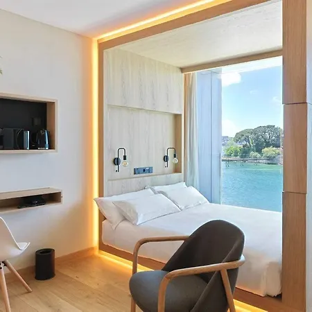 Noa Boutique Hotel 4*