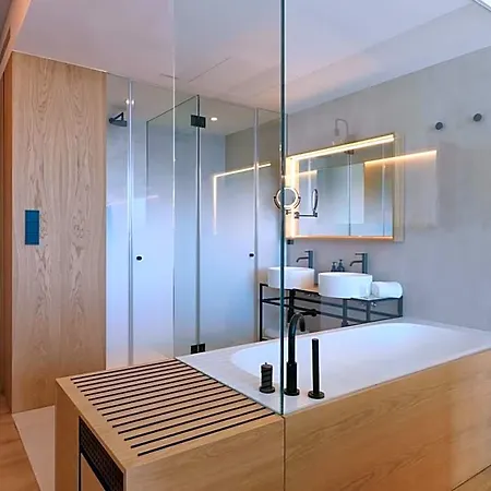 Noa Boutique Hotel 4*