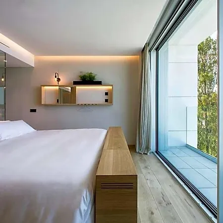 Noa Boutique Hotel 4*