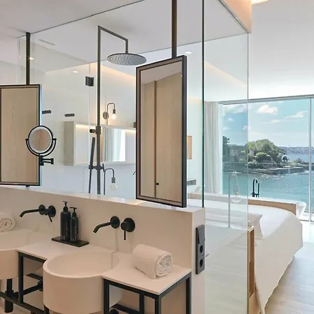Noa Boutique Hotel 4*